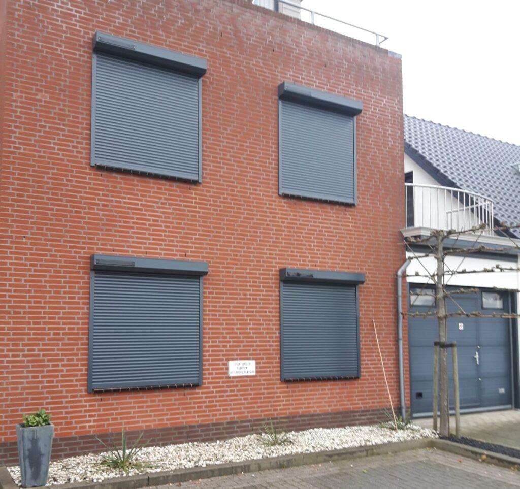 Solar rolluiken Brezon e1731062922668